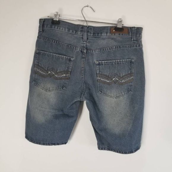 Premium One Touch Brand Mens Jean Shorts Blue Whiskered Pockets Flat Front 34 - Picture 2 of 11